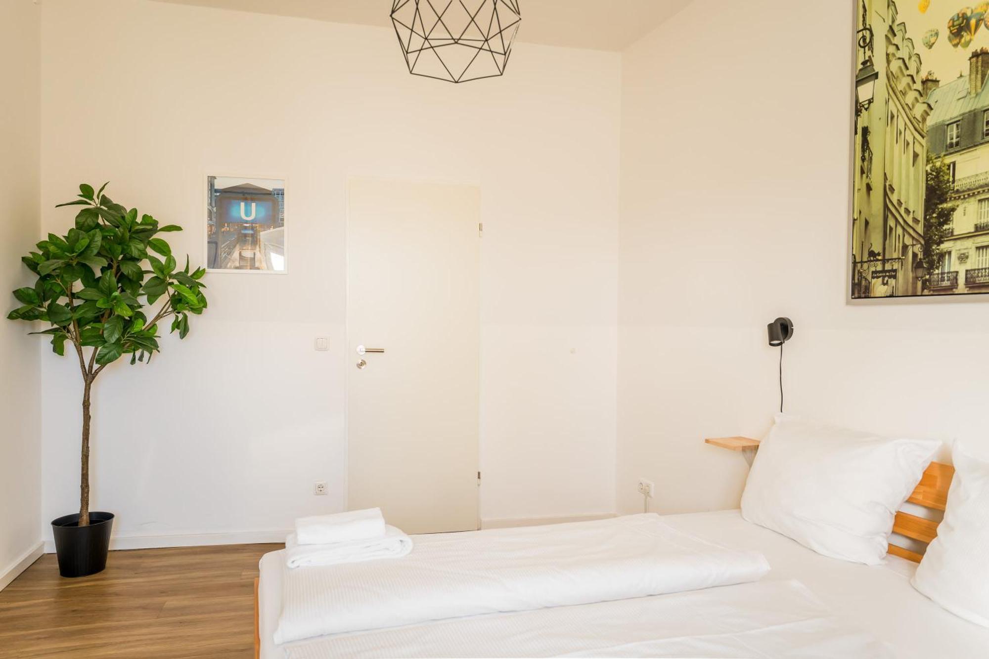 Three Bedroom Plus Big Kitchen Plus Selfcheckin Plus Street Parking Berlim Exterior foto